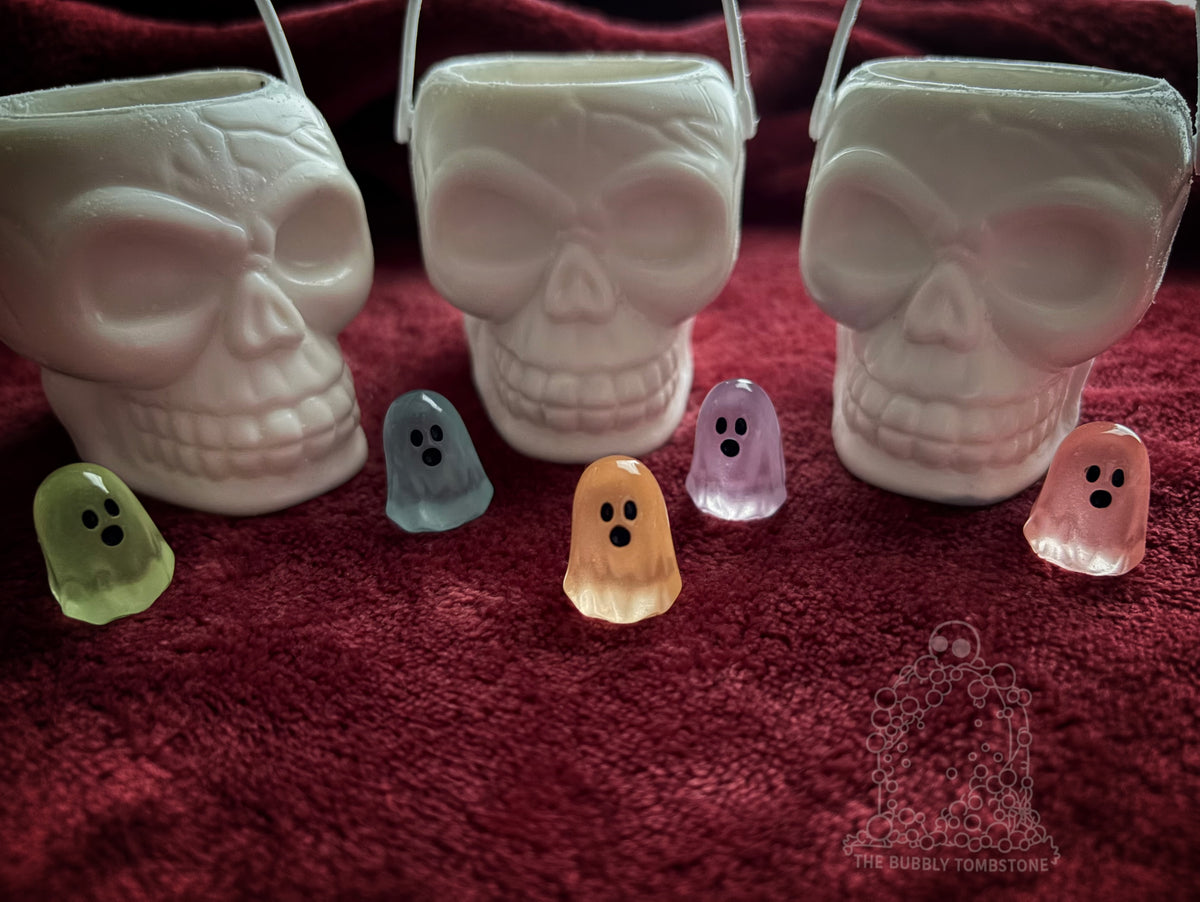 π Cashmere Cauldron Skull Bath Bomb β Mystery Ghost Surprise
