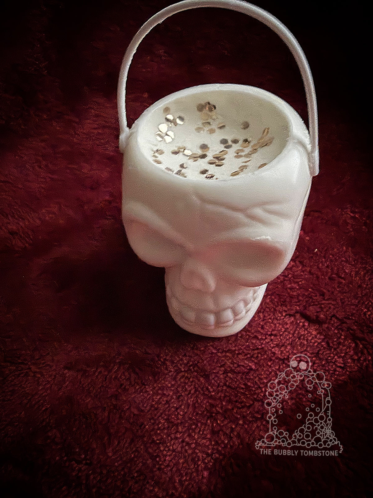 💀 Cashmere Cauldron Skull Bath Bomb — Mystery Ghost Surprise