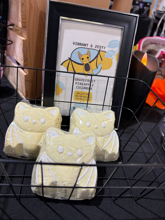 Summerween Yellow Skelly Bat Bath Bomb 🦇☀️