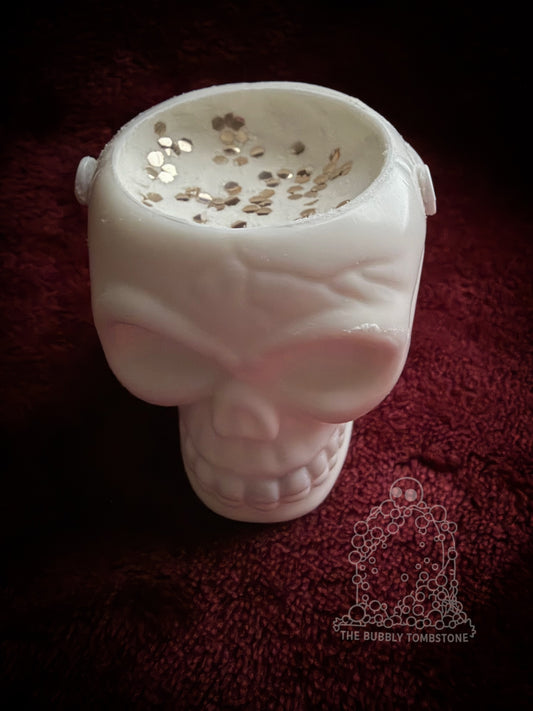 💀 Cashmere Cauldron Skull Bath Bomb — Mystery Ghost Surprise